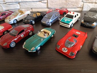Autíčka modely Mercedes, BMW, Porsche, Jaguar atd. - 4