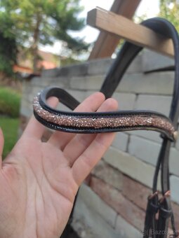 Rosegold uzdečka s lakovaným nánosníkem - 4