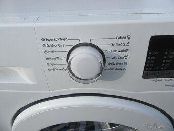 Nabízím pračku Samsung Eco buble přední plnění na 7 kg prádl - 4