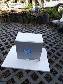 Závěsná koupelnová skříňka. - 4