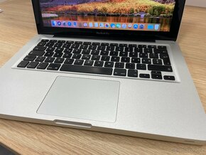 MacBook i5 2,3 Ghz, 4GB RAM, 256 GB model A1278 - 4
