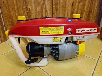 Aquascooter - benzínový vodní skútr - 4