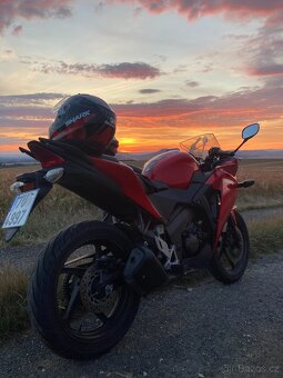Honda CBR 125R - 4