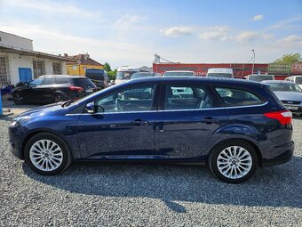 FORD FOCUS 1.6i 92KW KOMBI 2011 141TKM TITANIUM - 4