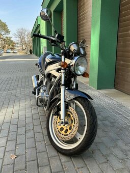Suzuki GS500 - 4