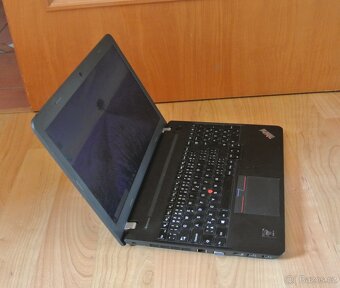 15,6" notebook Lenovo E550 Core i5-5200U, 8GB RAM, bat 4 h - 4