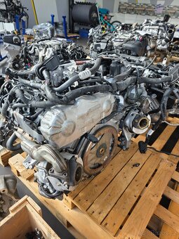 MOTOR CUD 4,2 TDI AUDI VW PORSCHE - 4