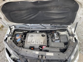VW Caddy 1.6 TDI, 75kw, 2011, po bouracce - 4