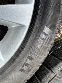 Celoročni kola BMW X1 225/50 R17 IS34
5x12 - 4