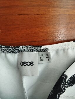 Společnslé šaty ASOS - 4