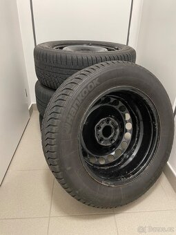 Plechové disky VW 16 a zimní pneu 215/60 R16 - 4