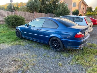 BMW E46 325CI - 4