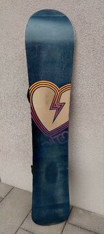 Dívčí snowboard NITRO FATE, 138 cm + boty - 4