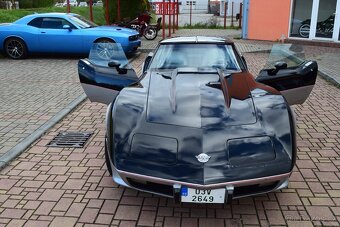 Chevrolet Corvette C3 1978 Pace Car L48 manuál - 4