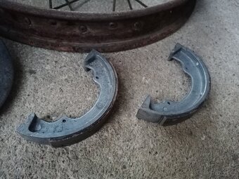 Predám koleso na Jawa 555, 05 pionier - 4