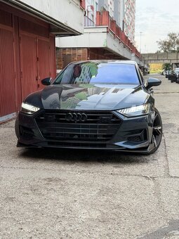 AUDI A7 Sportback 3.0 TFSI  899 000kč - 4