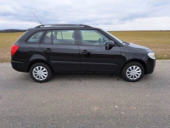 skoda fabia 2 combi 1,4i 2010 - 4