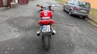 Honda VTR 1000 FireStorm - 4