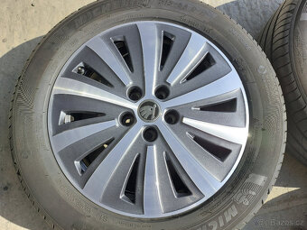 Originál alu kola 17" na Škoda Superb III. letní - 4