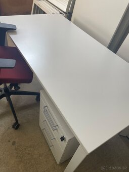 Kancelářské stoly Steelcase - 4