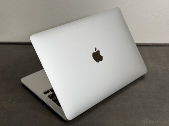 MacBook Pro 13" 2020 M1 / 16GB / 512GB / Silver - 4