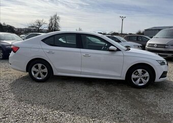 Škoda Octavia TSI 81kW Active 22tKm benzín manuál 81 kw - 4