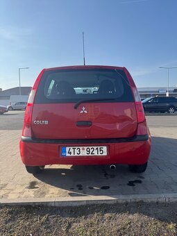 Mitsubishi colt 1.3 70kw 2007 - 4