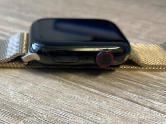 Apple Watch Series 4 44mm grafitová ocel ZÁRUKA - 4