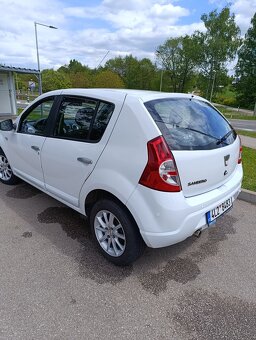 Dacia Sandero - 4