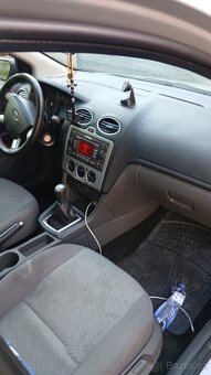 Avto ford - 4