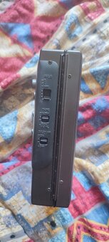 SONY WALKMAN DD QUARTZ - 4