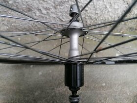 Zadní kolo Shimano 105, ráfek Bayer - 4