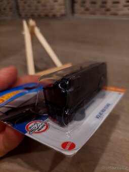 Hotwheels volvo 850 estate - 4