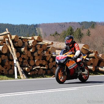Honda CBR 1000 RR Fireblade Repsol - 4