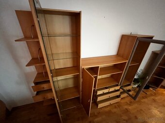 Sestava tří skříní - 4