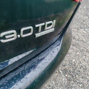 Audi A4, 3.0TDI,MANUÁL,4X4,KRÁSNÁ,1MAJ - 4
