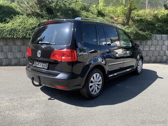 Volkswagen Touran 2.0 TDi 177000KM 7-MÍST r.v. 2011 SERVISKA - 4