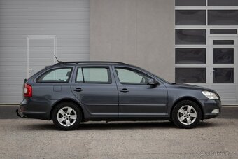 Škoda Octavia Combi 1.6 TDI CR DPF Elegance - 4