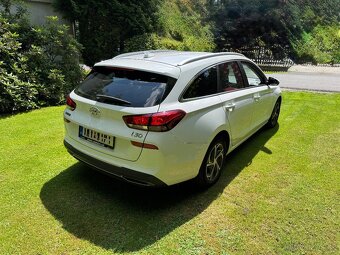 Hyundai i30 DCT, ZÁRUKA, 1. MAJITEL, FAMILY SMART - 4