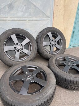 Dezent 5x115 R16 205/60/16 - 4