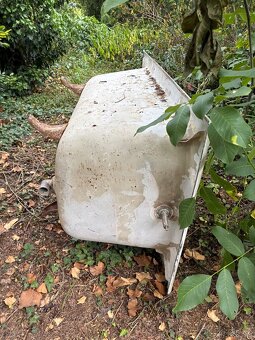 Stara litinova vana - 4