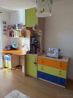 Nábytek - dětský pokoj (velmi dobrý stav) - 4