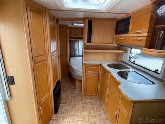 Fendt Platin 510, 4 osoby, sprcha, bojler, fr.postel - 4