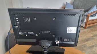 LED TV Samsung 32" UE32D5000PW - 4