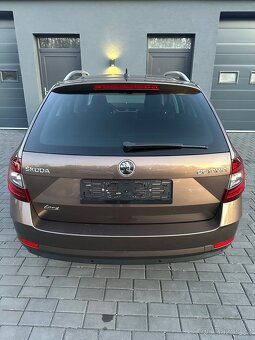 Škoda Octavia combi 2.0 TDi style plus DSG - 4