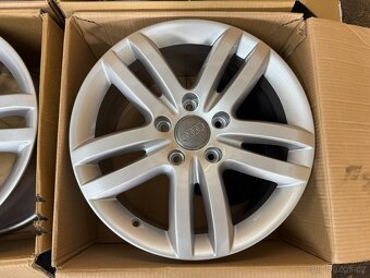 ORIGINÁLNÍ ALU KOLA AUDI Q7 4L 4L0601025B 8.5JX18H2 ET58 - 4
