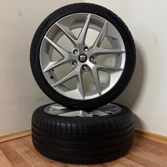 SEAT LEON FR 5x112 R18 ET51+LETNÍ 225/40R18 7,5mm - 4