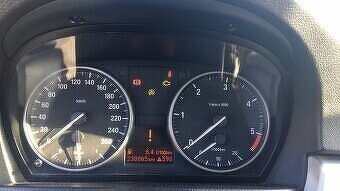 Náhradní díly z E91 320d 330d 330xd - 4