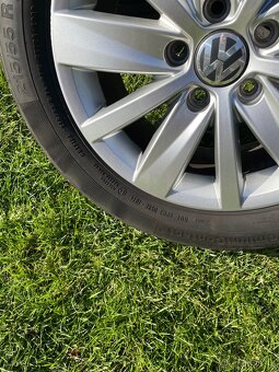 Prodám-Sadu originál VW letních kol 215/55/16 - 4