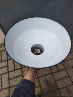 Stara tovární smaltovaná lampa - 4